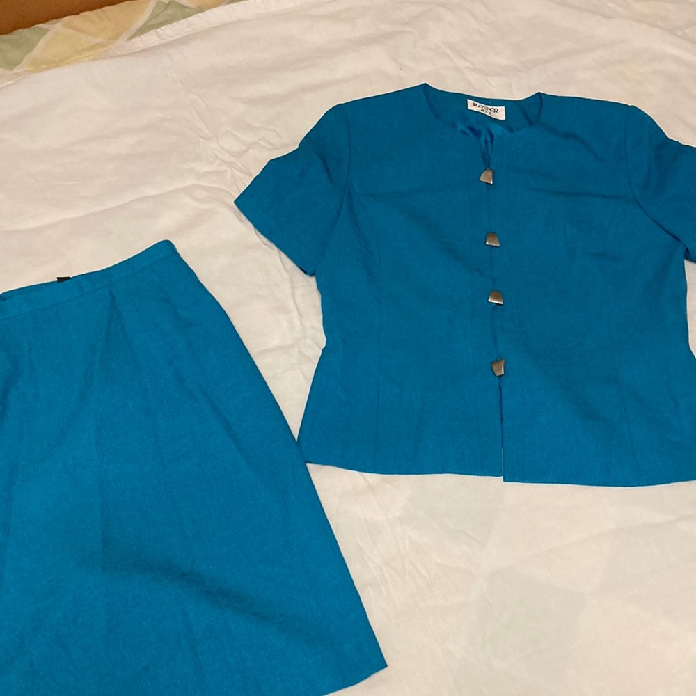 Elegant Blue Skirt Set